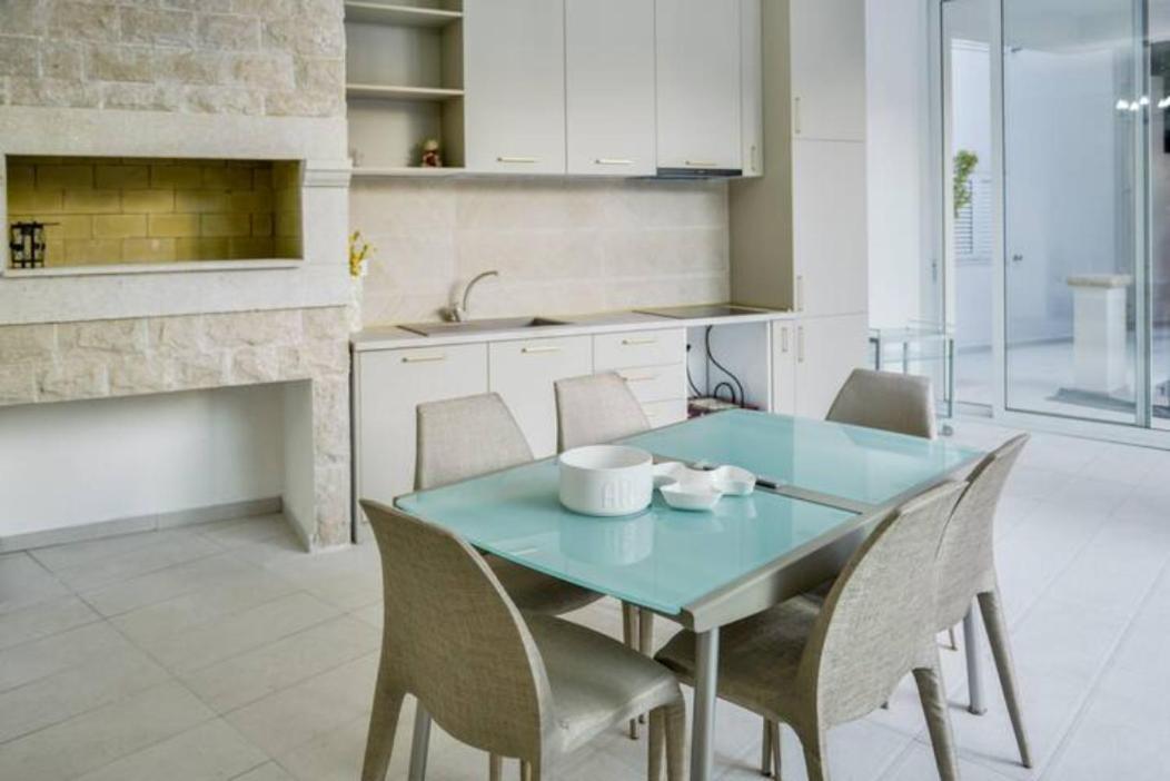 Apartments Vuksic สเวติ สเตฟาน ภายนอก รูปภาพ