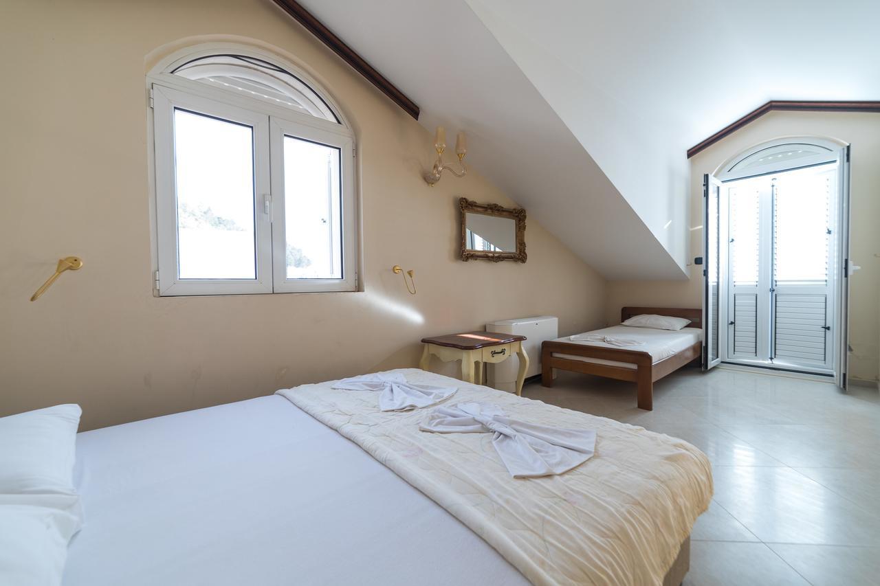 Apartments Vuksic สเวติ สเตฟาน ภายนอก รูปภาพ