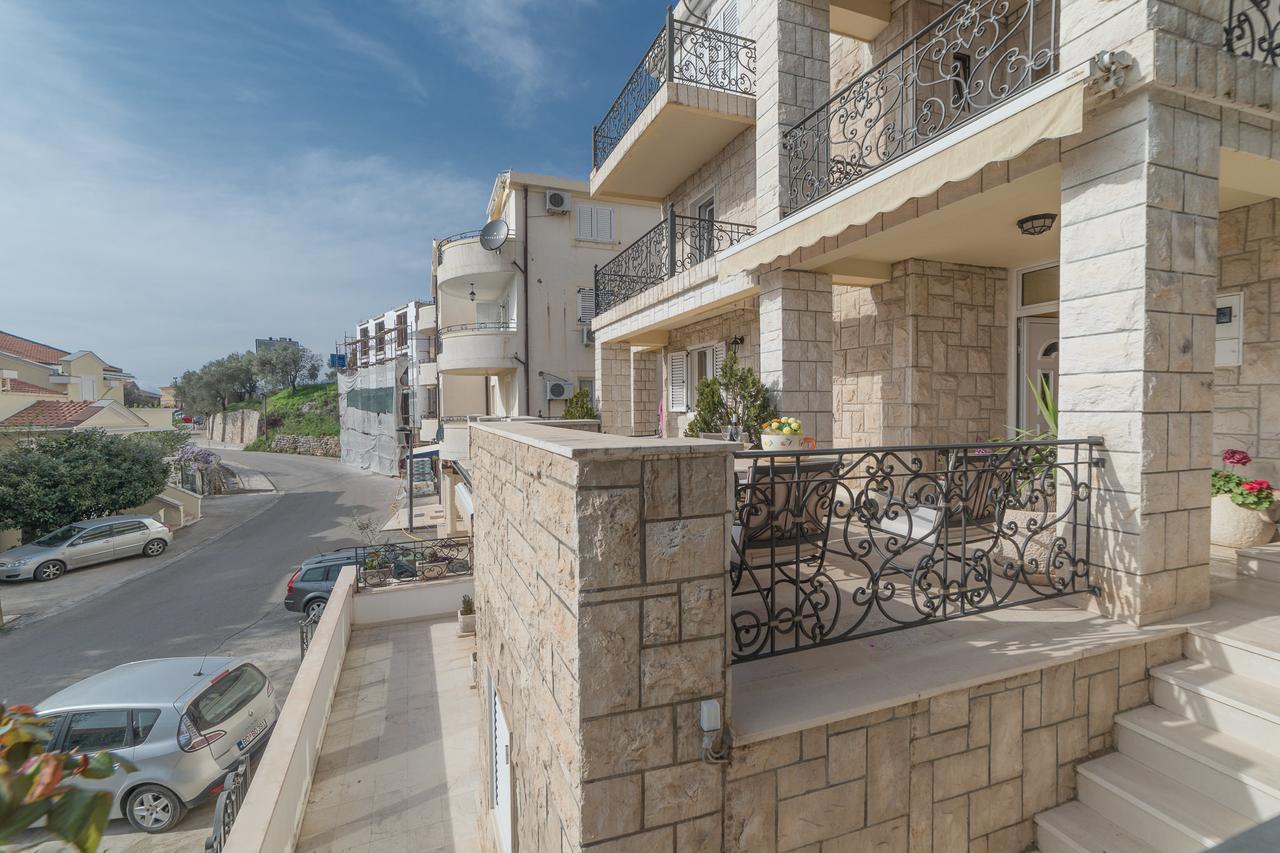 Apartments Vuksic สเวติ สเตฟาน ภายนอก รูปภาพ