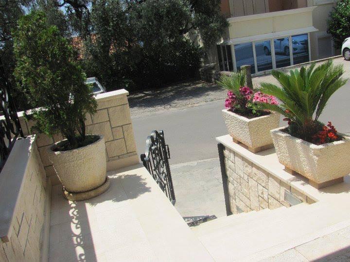 Apartments Vuksic สเวติ สเตฟาน ภายนอก รูปภาพ
